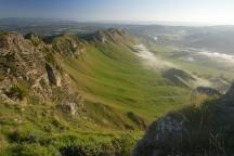 Te Mata Peak, limestone rocks, 